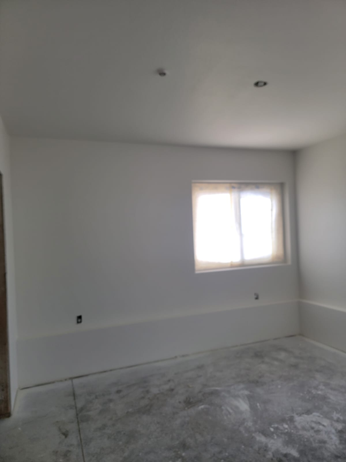 Drywall and Painting project photo 7