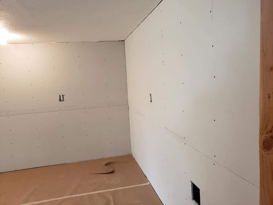 Drywall texturing project photo 15