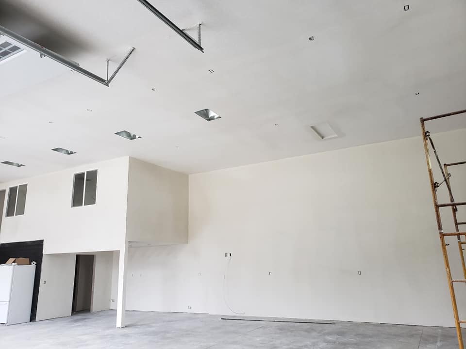 Drywall texturing project photo 17