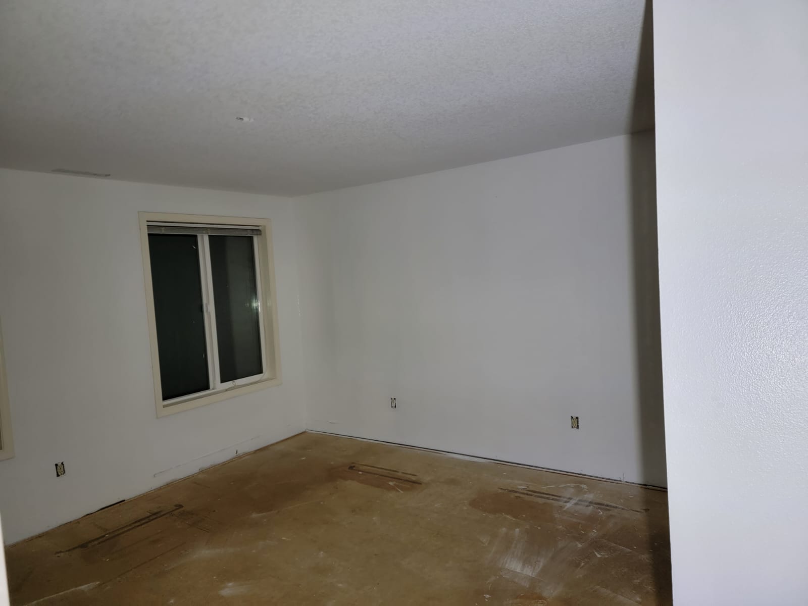 Drywall texturing project photo 2