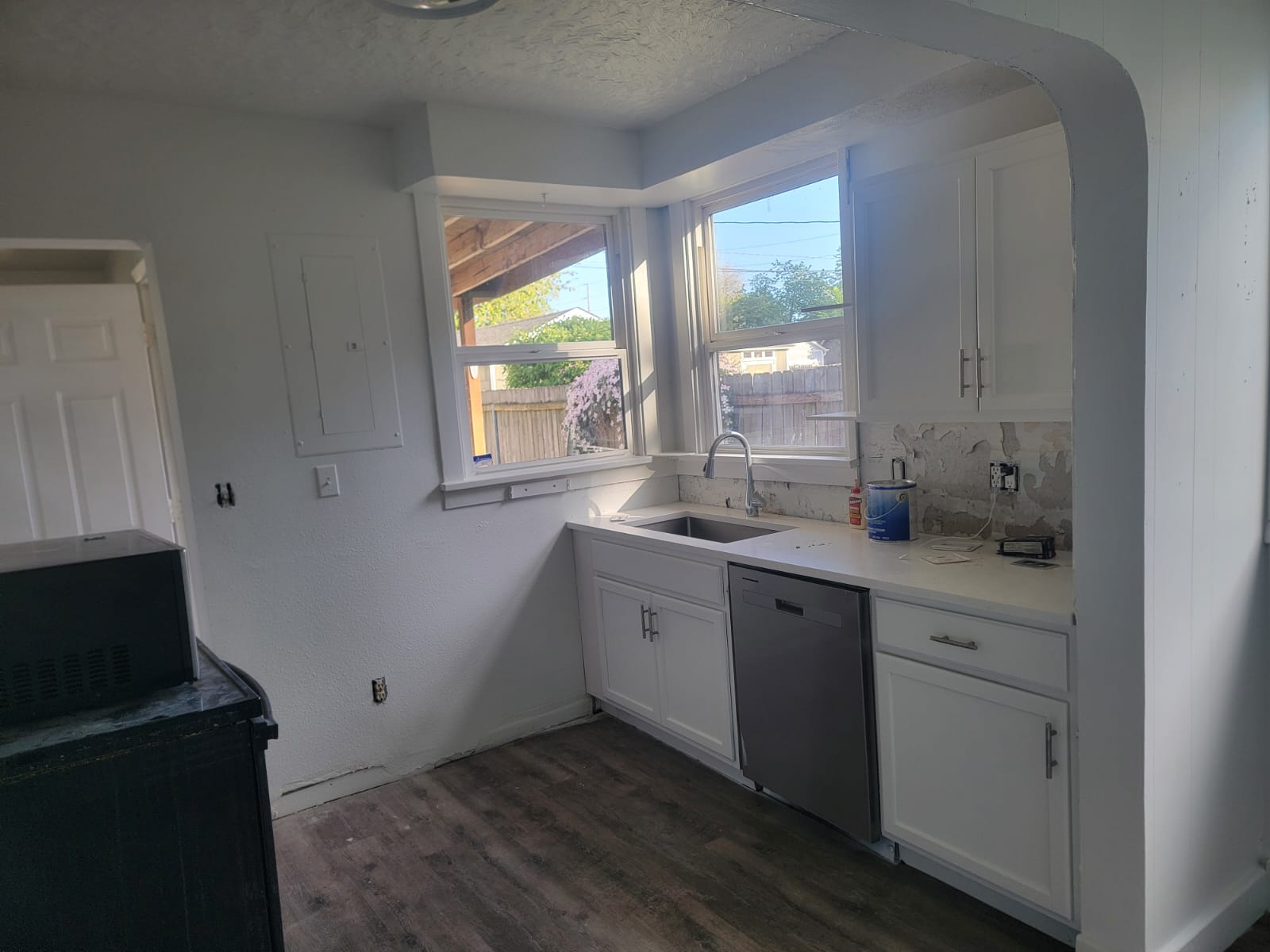 Painting Services project photo 35