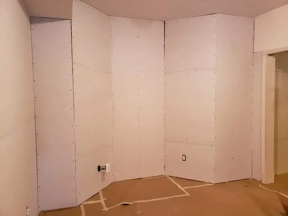 Drywall texturing project photo 12